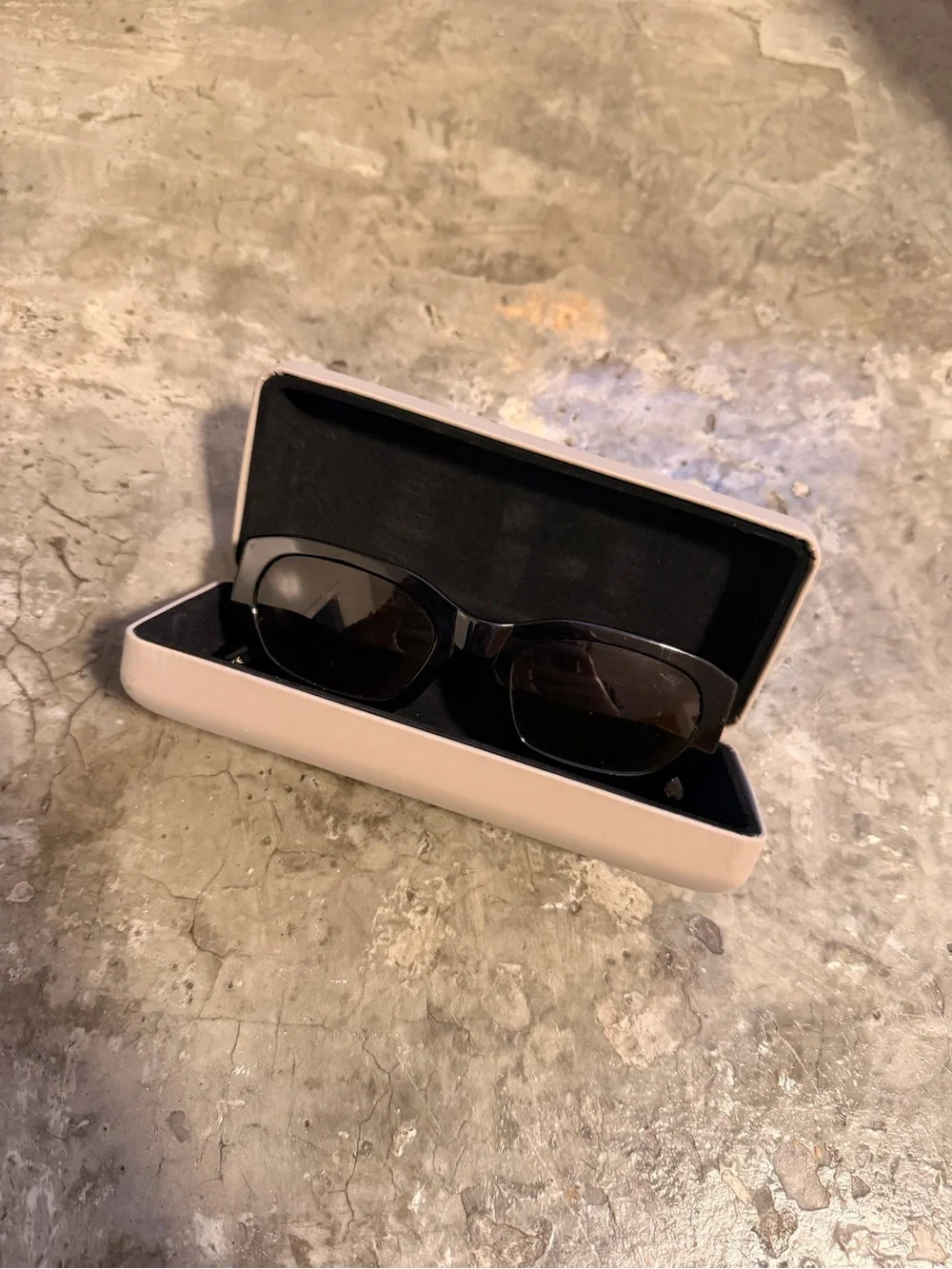 VEHLA Felix Sunglasses - Black/Brown